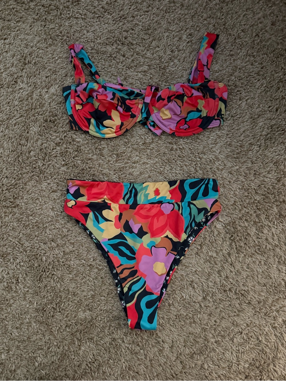 Billabong Floral Multicolor Underwire Bikini Set
